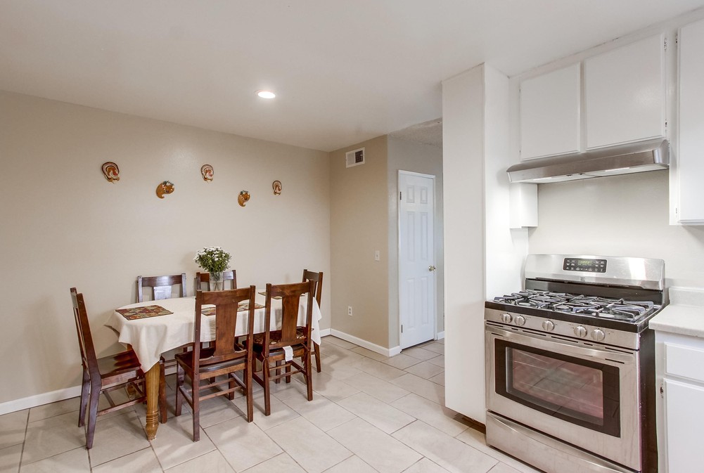Virtual tour photo 20 of 53 for 205 Treewood St