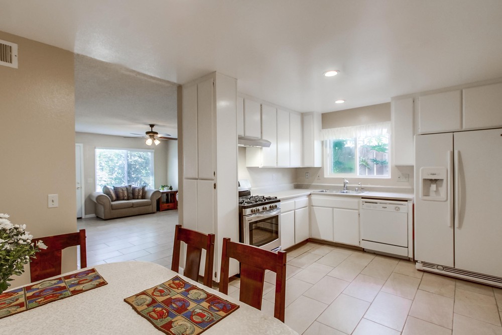 Virtual tour photo 21 of 53 for 205 Treewood St