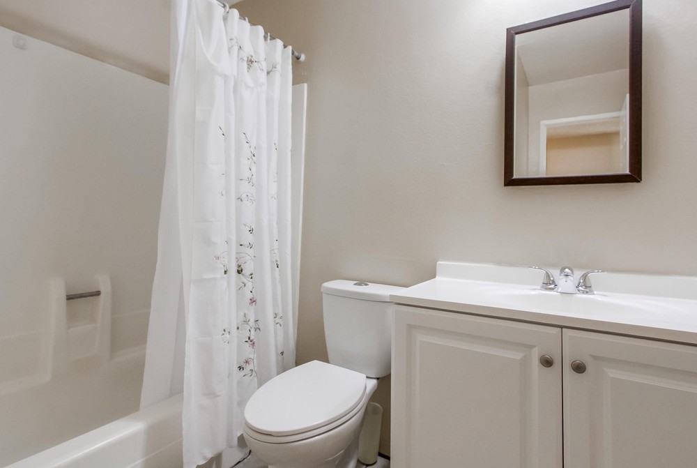 Virtual tour photo 37 of 53 for 205 Treewood St