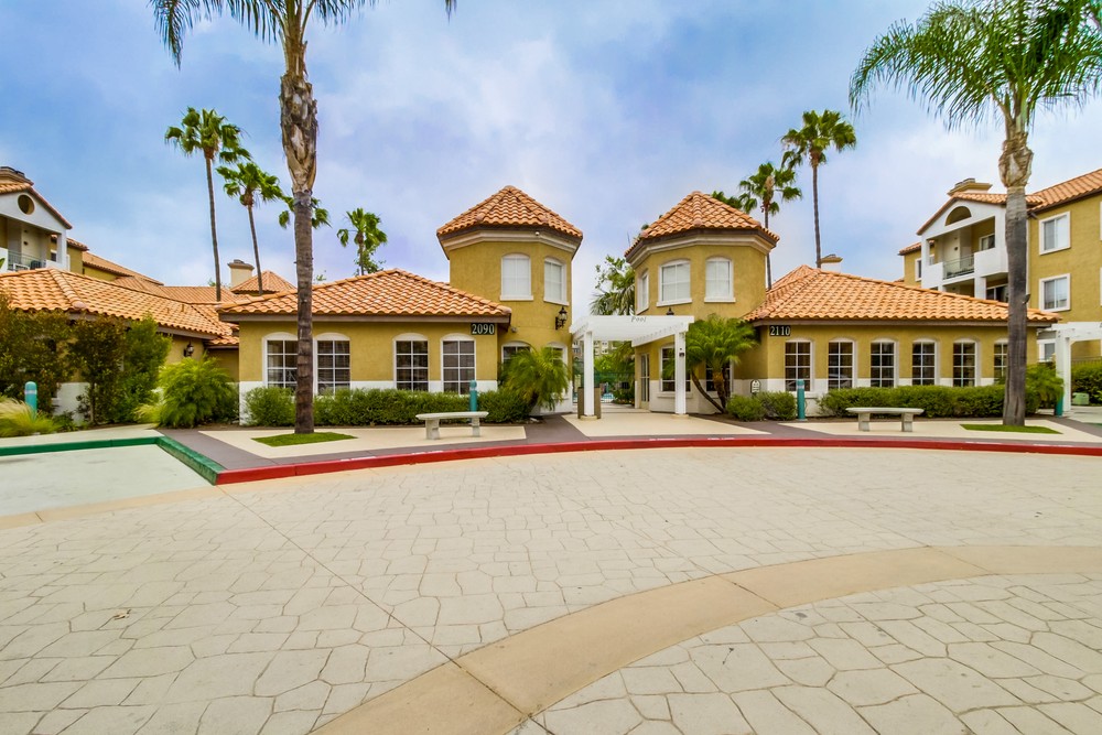 Virtual tour photo 1 of 36 for 2050 Camino De La Reina #307