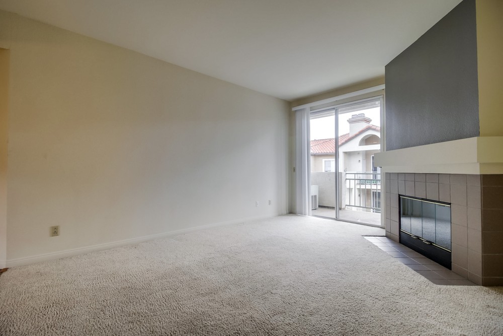 Virtual tour photo 6 of 36 for 2050 Camino De La Reina #307
