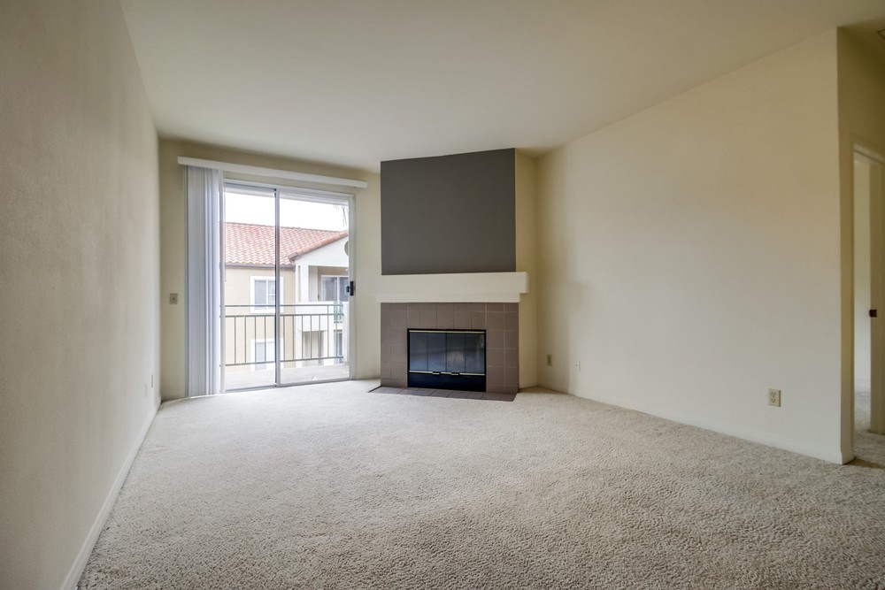 Virtual tour photo 7 of 36 for 2050 Camino De La Reina #307