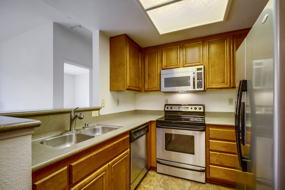 Virtual tour photo 15 of 36 for 2050 Camino De La Reina #307