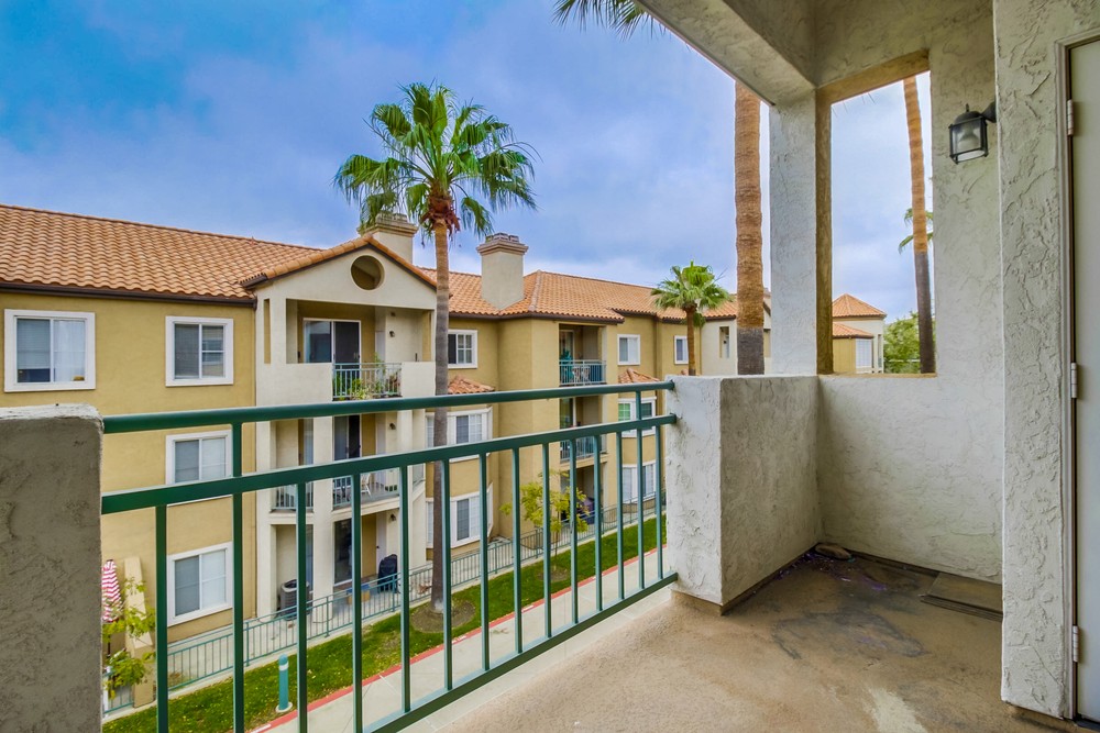 Virtual tour photo 31 of 36 for 2050 Camino De La Reina #307