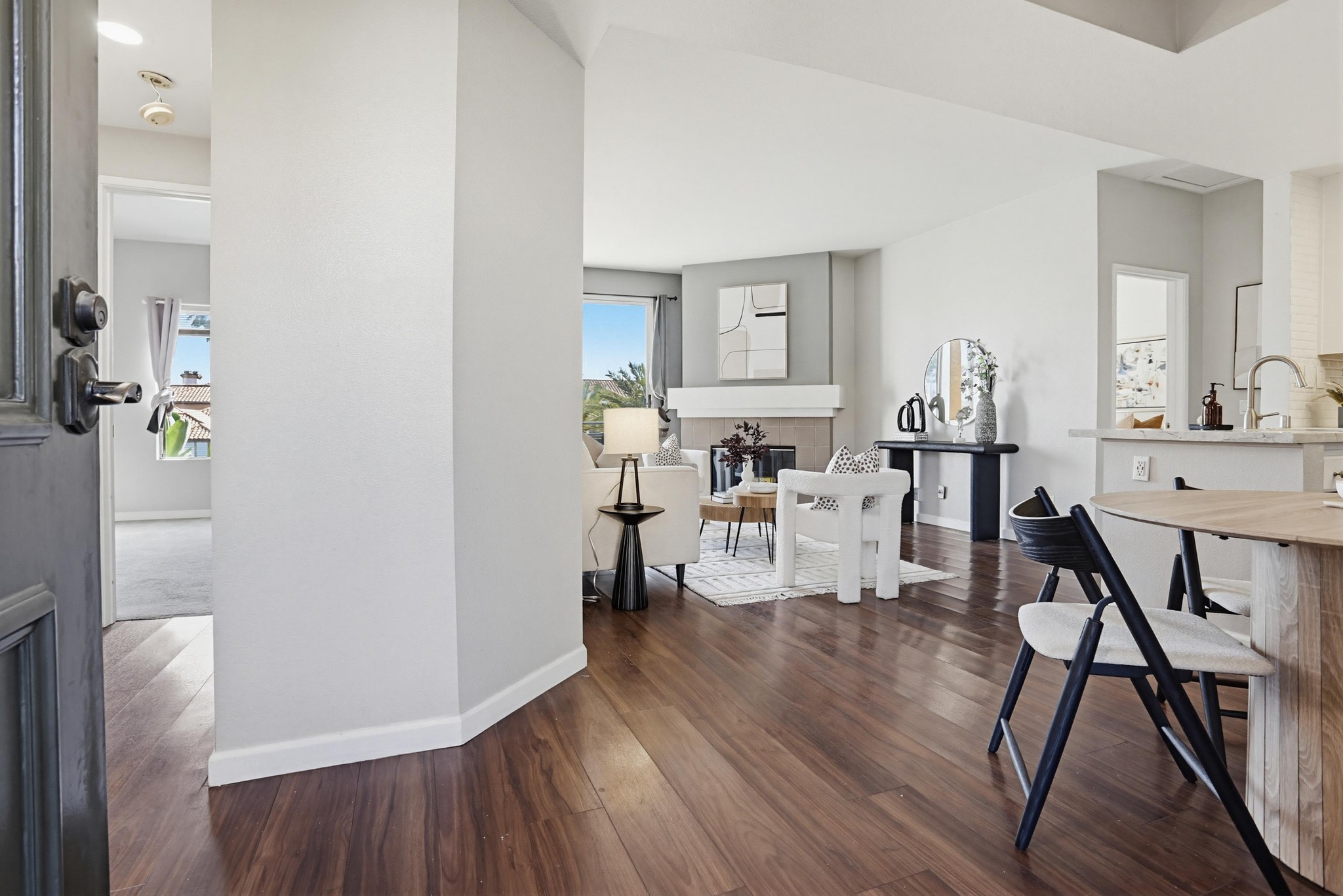 Virtual tour photo 7 of 33 for 2050 Camino De La Reina UNIT 316