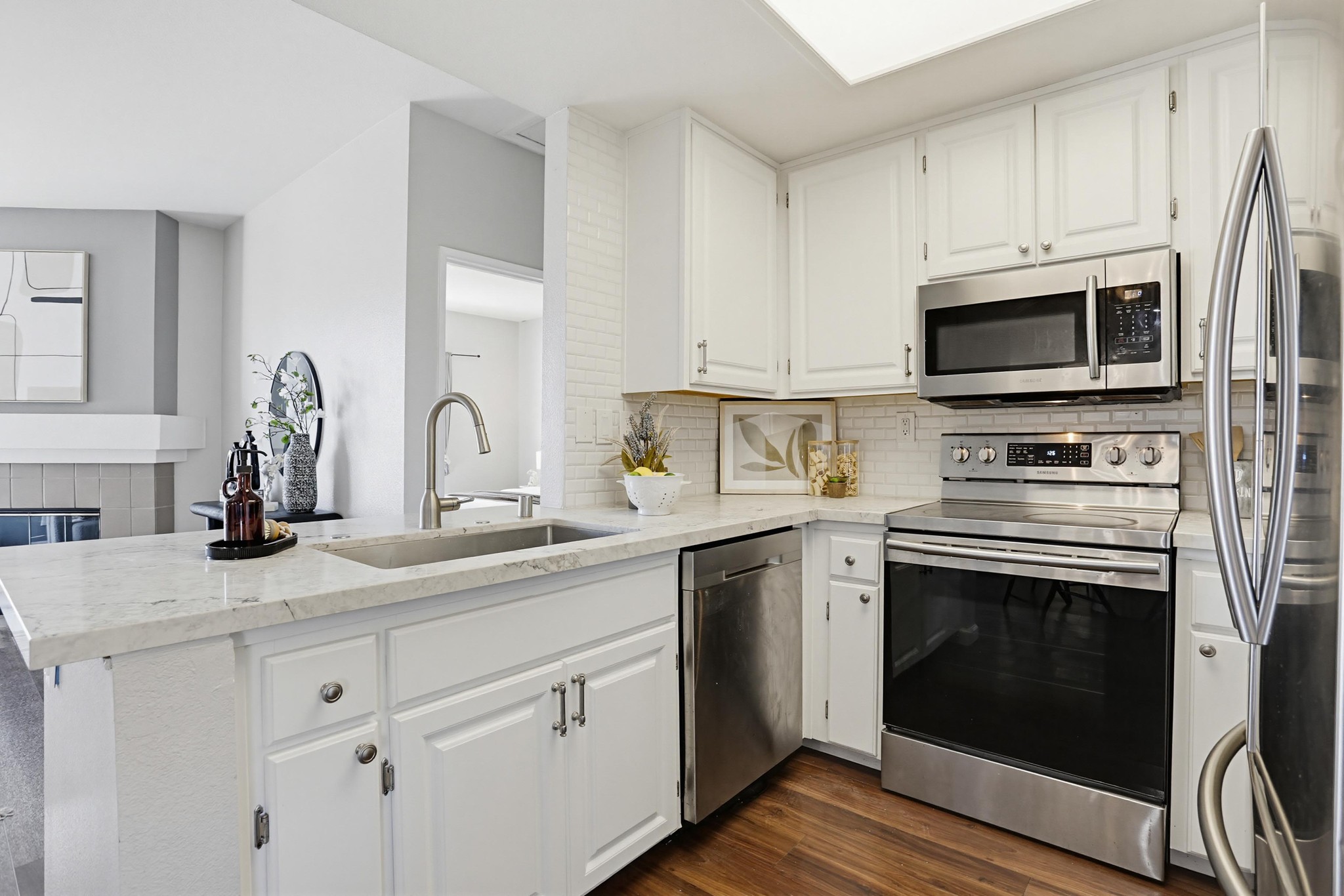Virtual tour photo 16 of 33 for 2050 Camino De La Reina UNIT 316