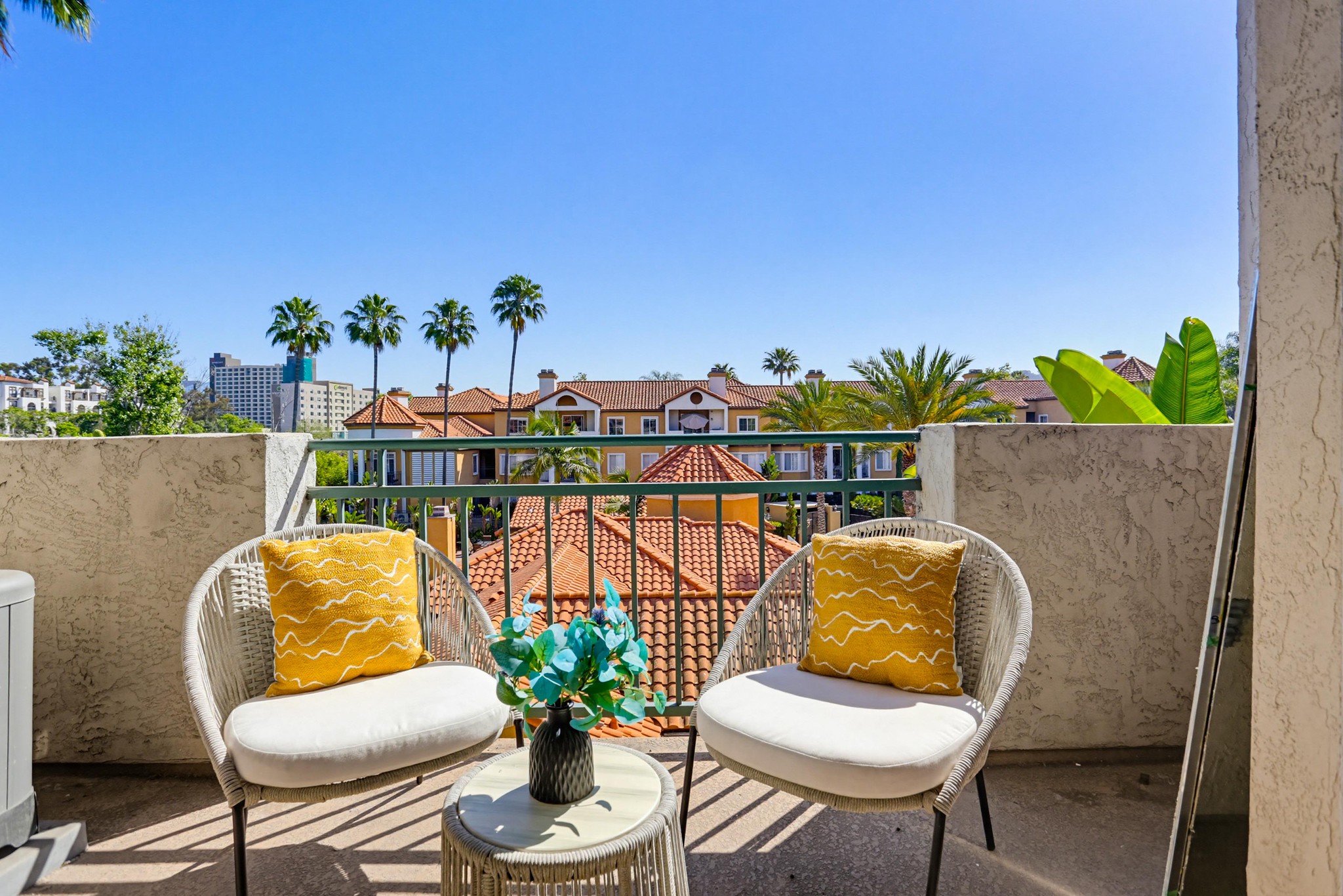 Virtual tour photo 32 of 33 for 2050 Camino De La Reina UNIT 316