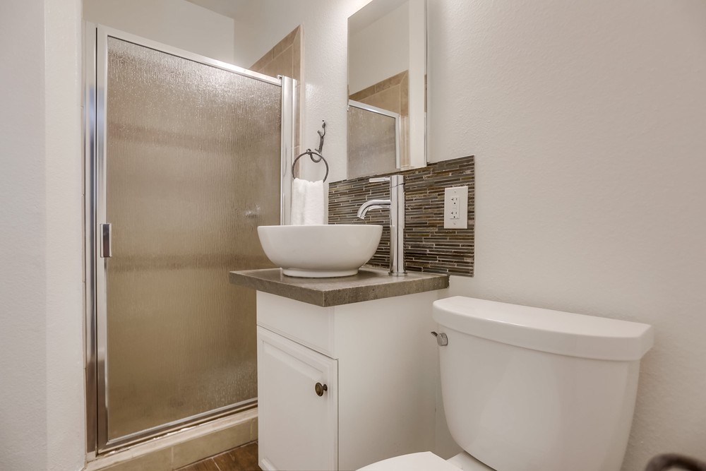 Virtual tour photo 34 of 49 for 2051 Boundary St