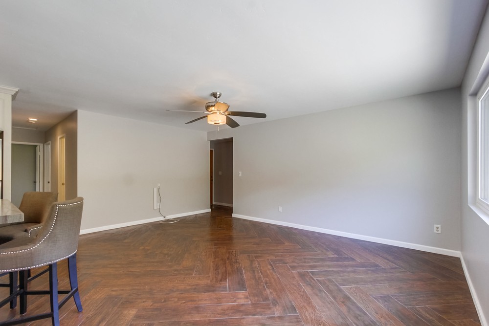 Virtual tour photo 9 of 35 for 2051 Boundary St