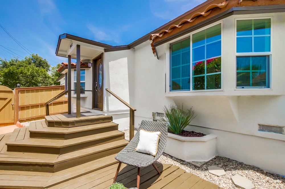Virtual tour photo 6 of 54 for 2051 Ridge View Dr
