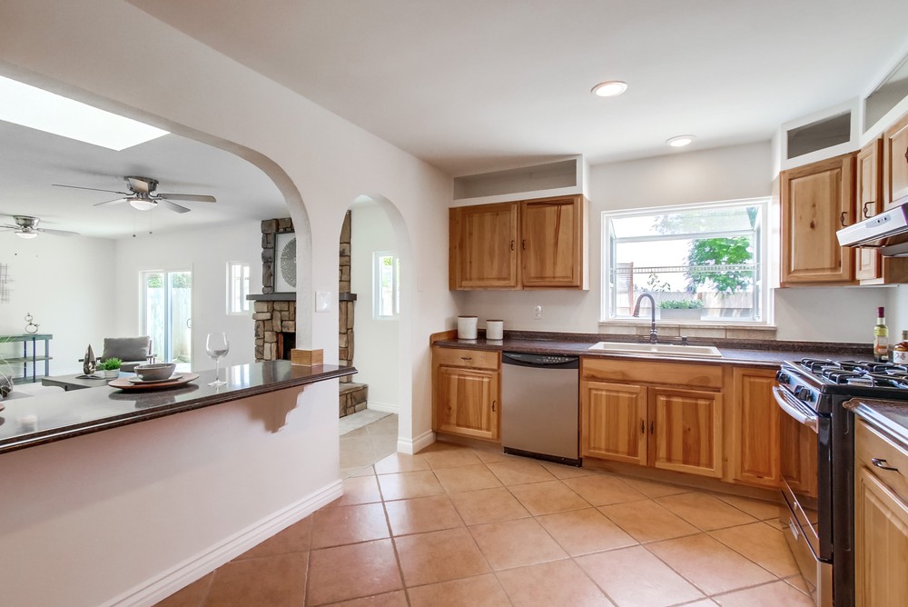 Virtual tour photo 21 of 54 for 2051 Ridge View Dr