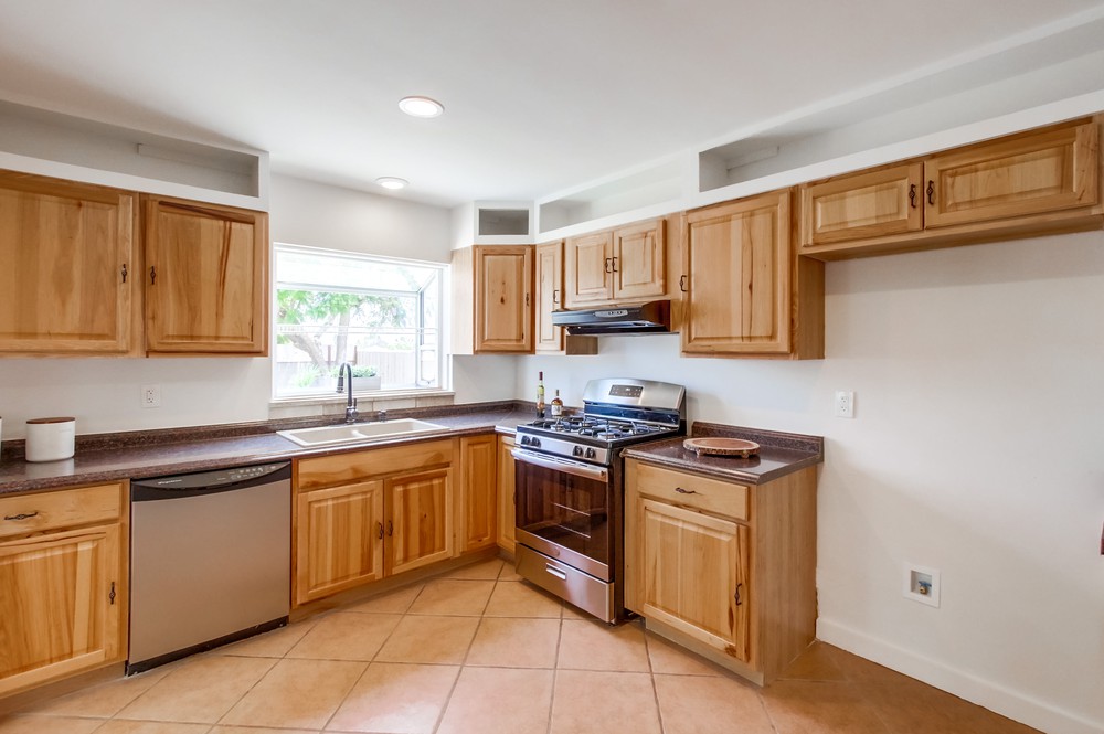 Virtual tour photo 22 of 54 for 2051 Ridge View Dr