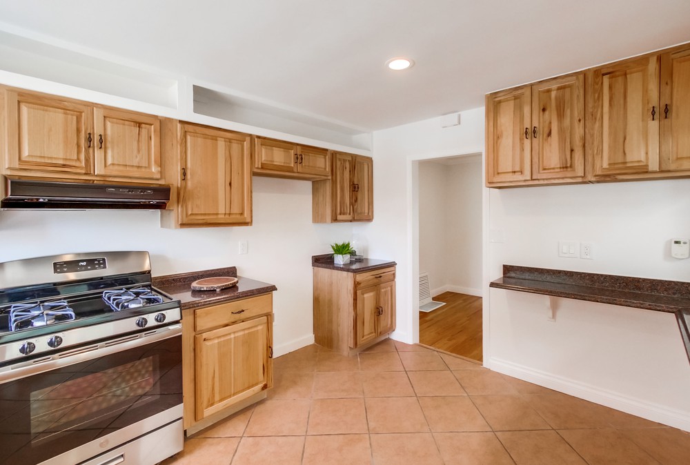 Virtual tour photo 23 of 54 for 2051 Ridge View Dr