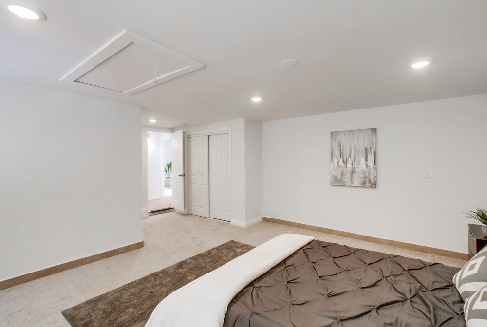 Virtual tour photo 30 of 54 for 2051 Ridge View Dr