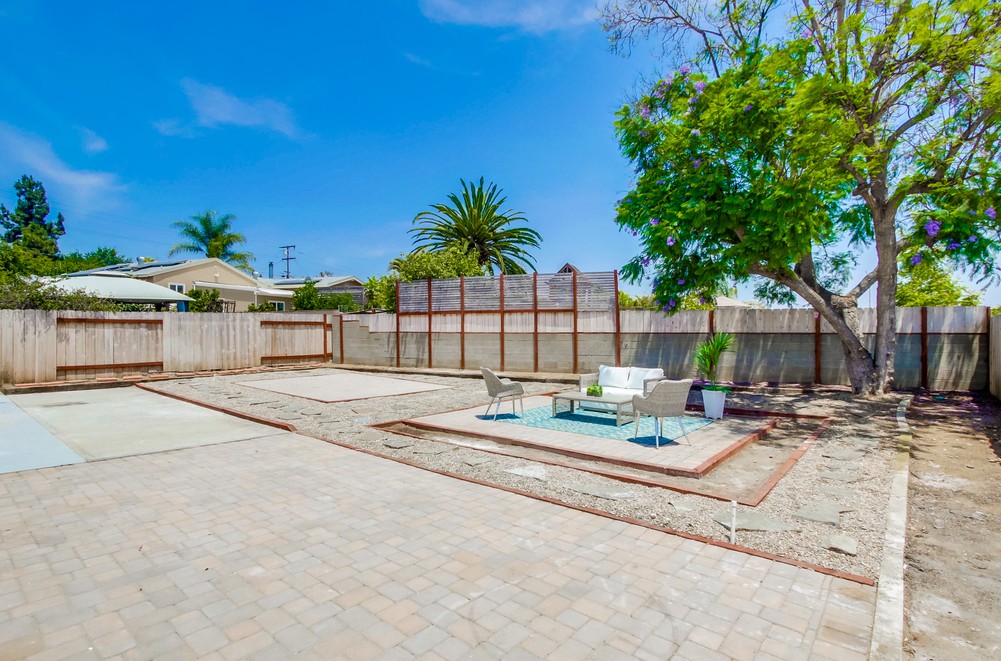 Virtual tour photo 52 of 54 for 2051 Ridge View Dr