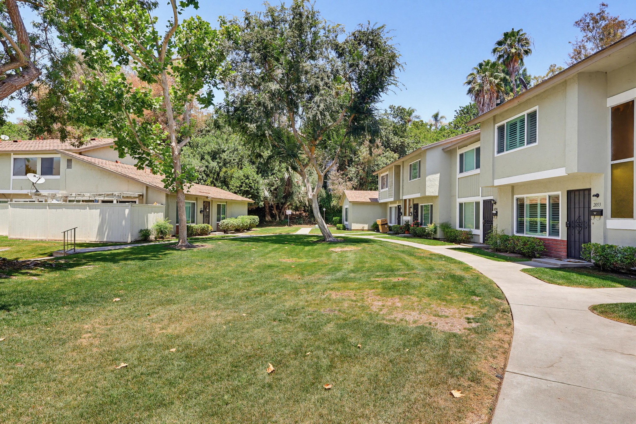 Virtual tour photo 6 of 44 for 2053 E Aroma Dr
