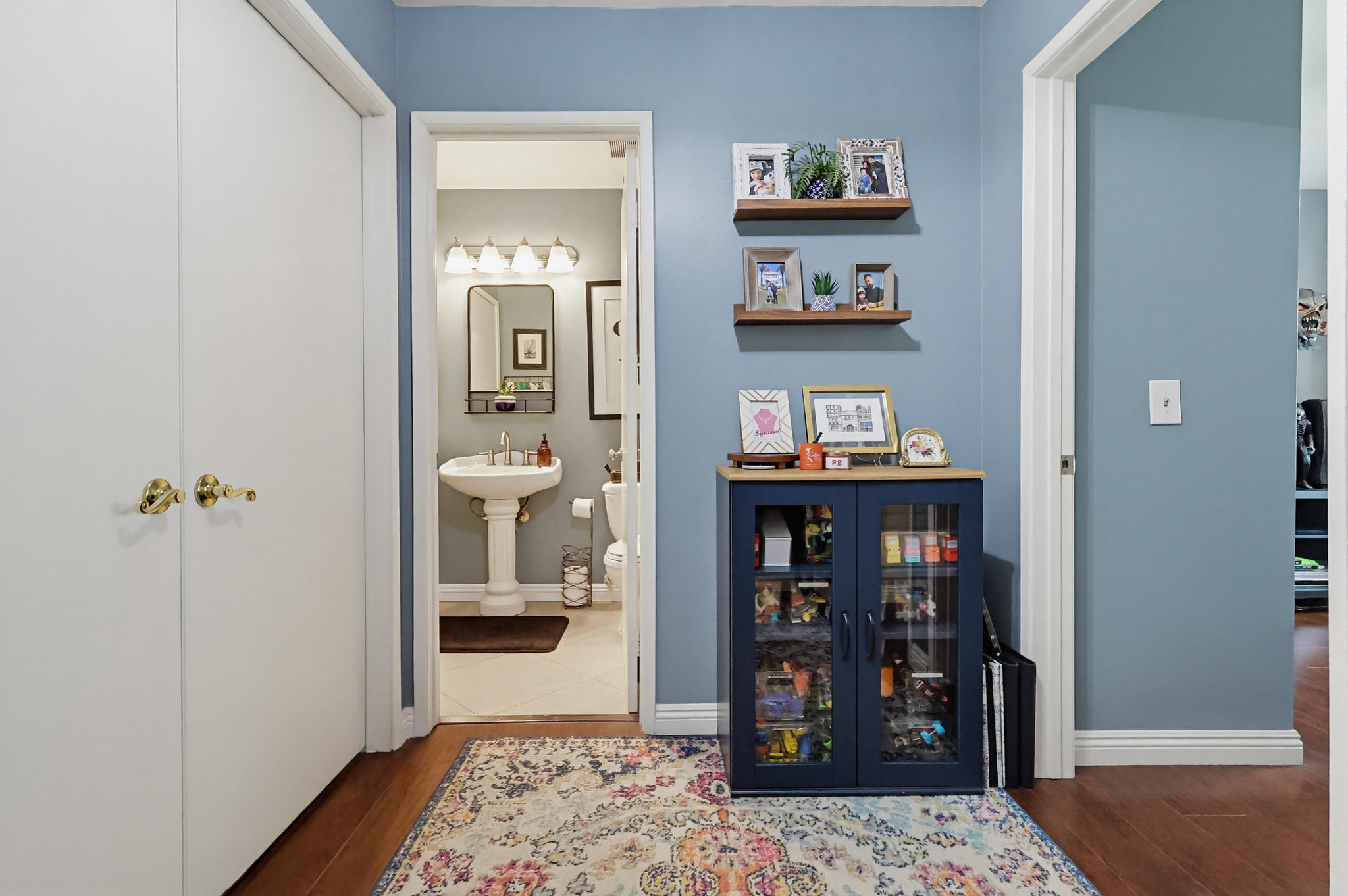 Virtual tour photo 27 of 44 for 2053 E Aroma Dr