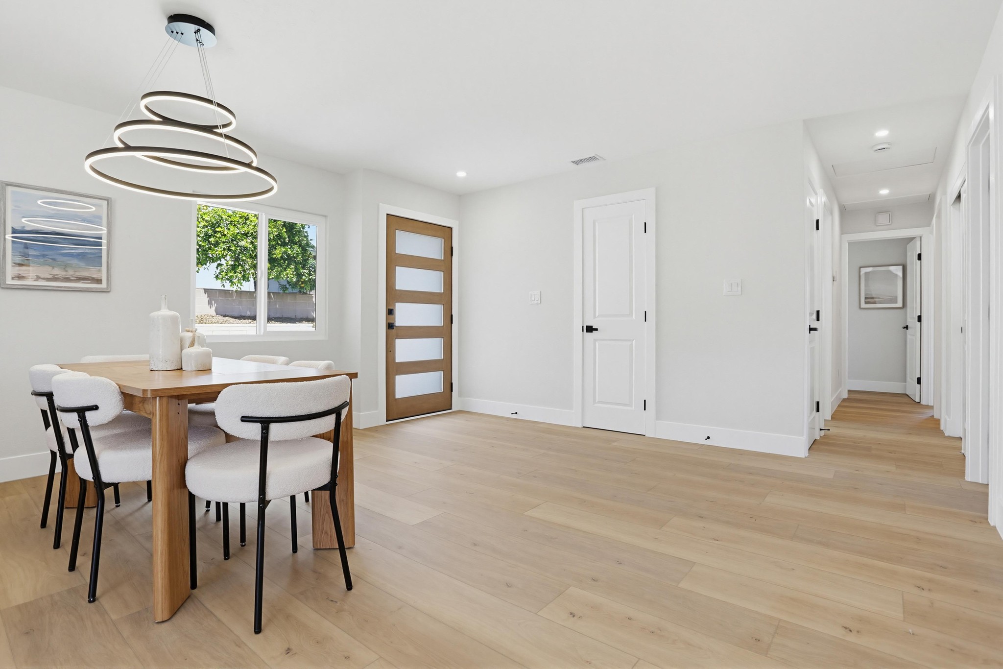 Virtual tour photo 6 of 38 for 2054 Judson St