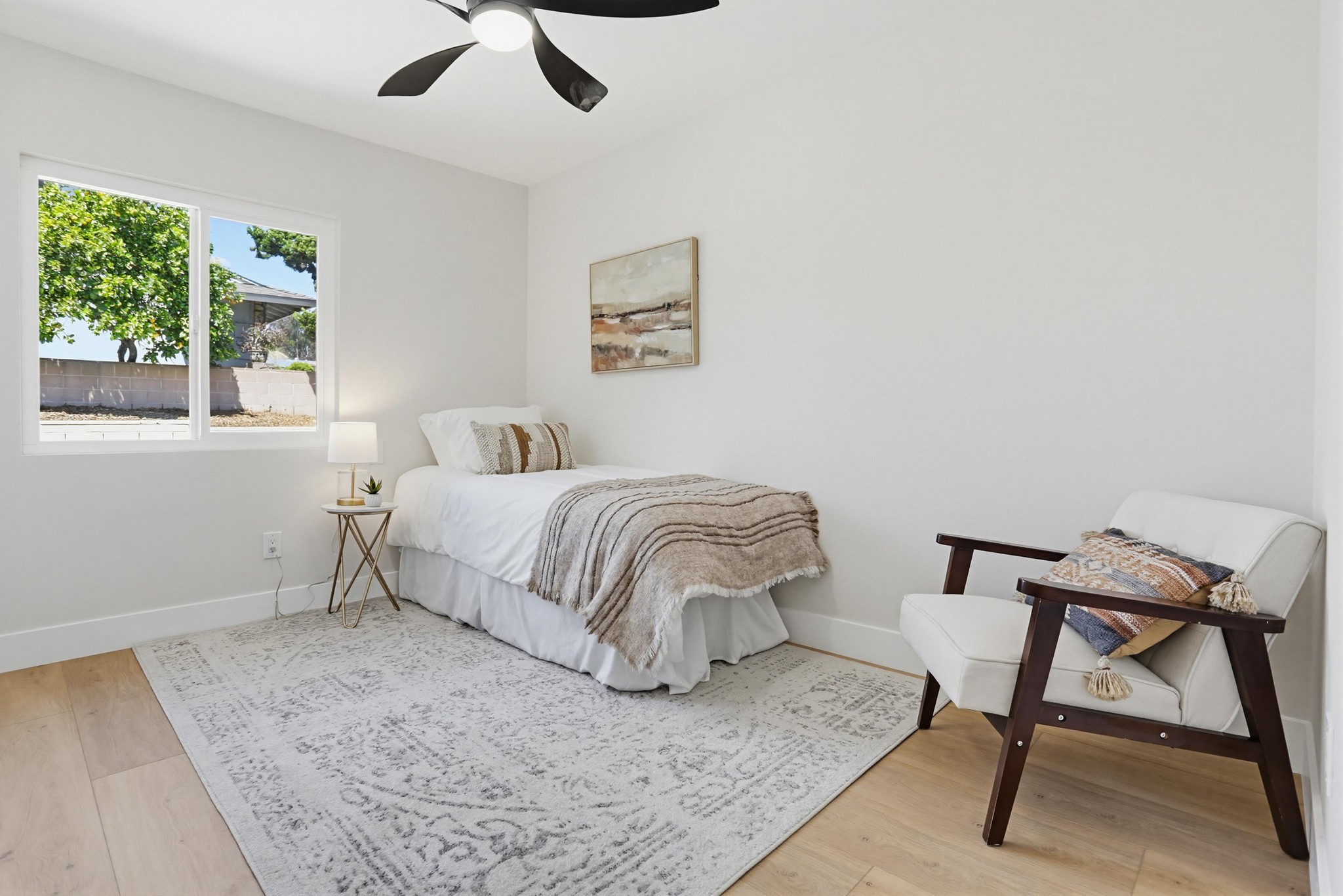 Virtual tour photo 28 of 38 for 2054 Judson St