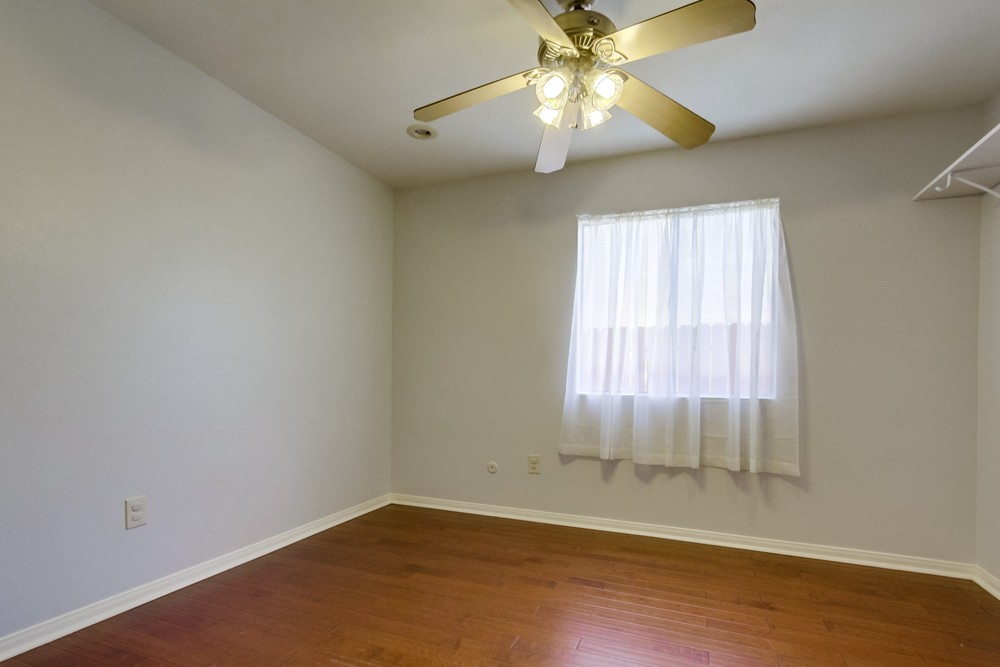 Virtual tour photo 37 of 57 for 2055 Toboggan Way