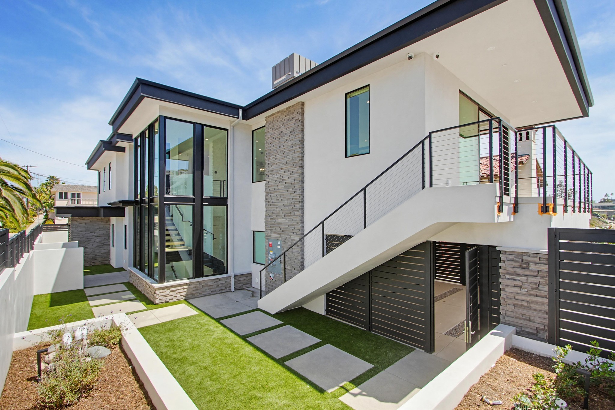 Virtual tour photo 7 of 93 for 206 4th St