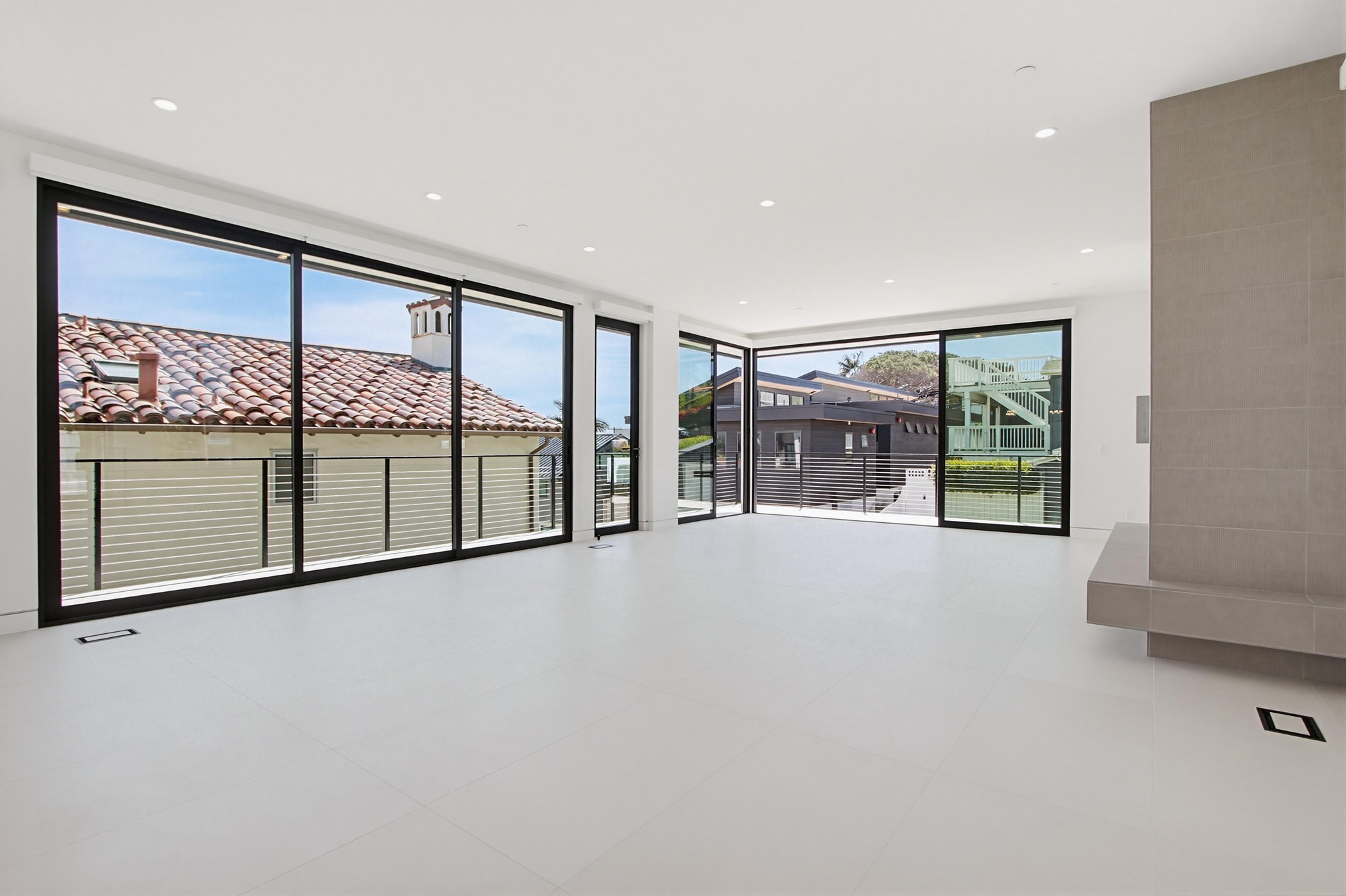 Virtual tour photo 21 of 93 for 206 4th St