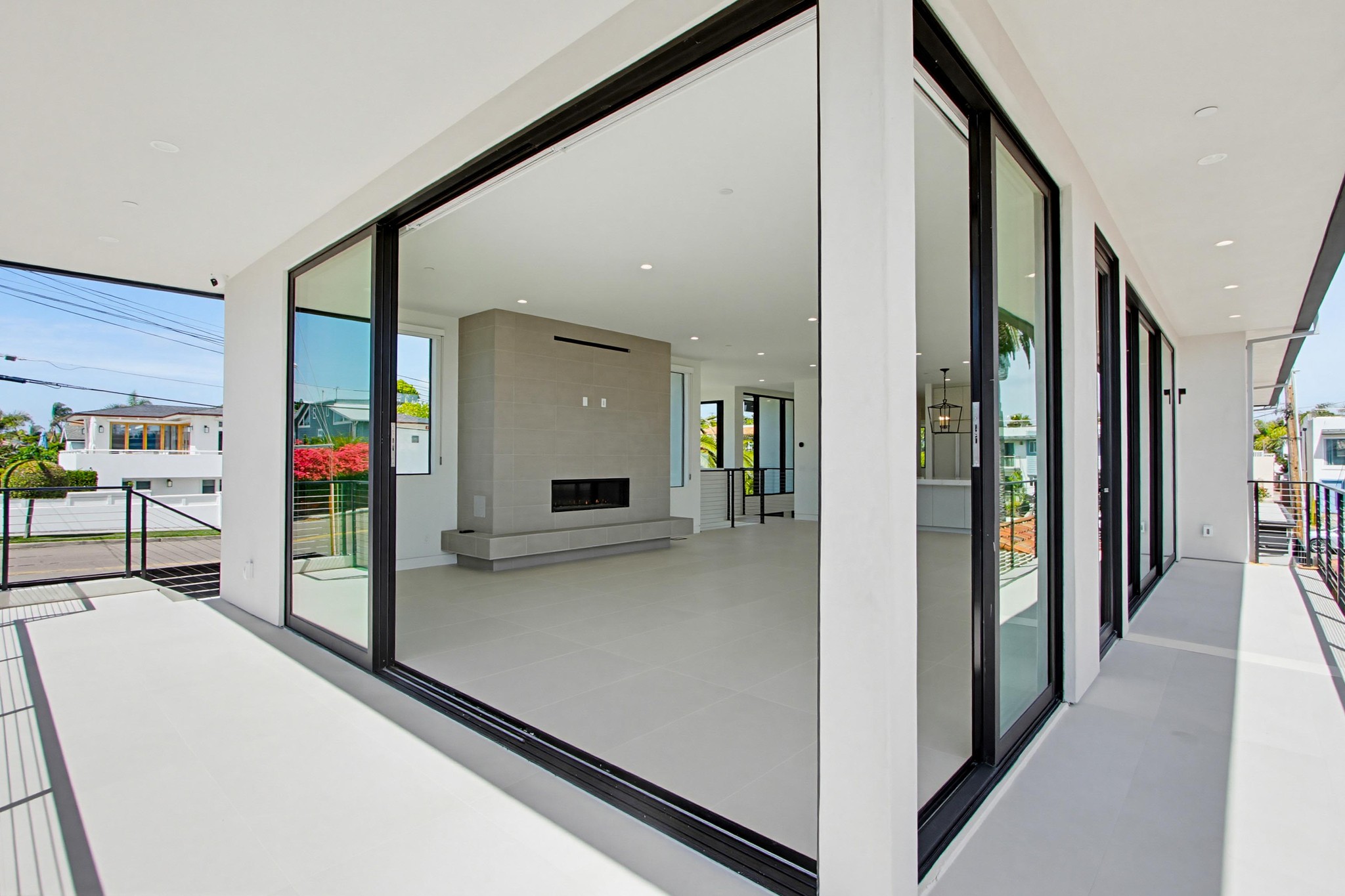 Virtual tour photo 38 of 93 for 206 4th St
