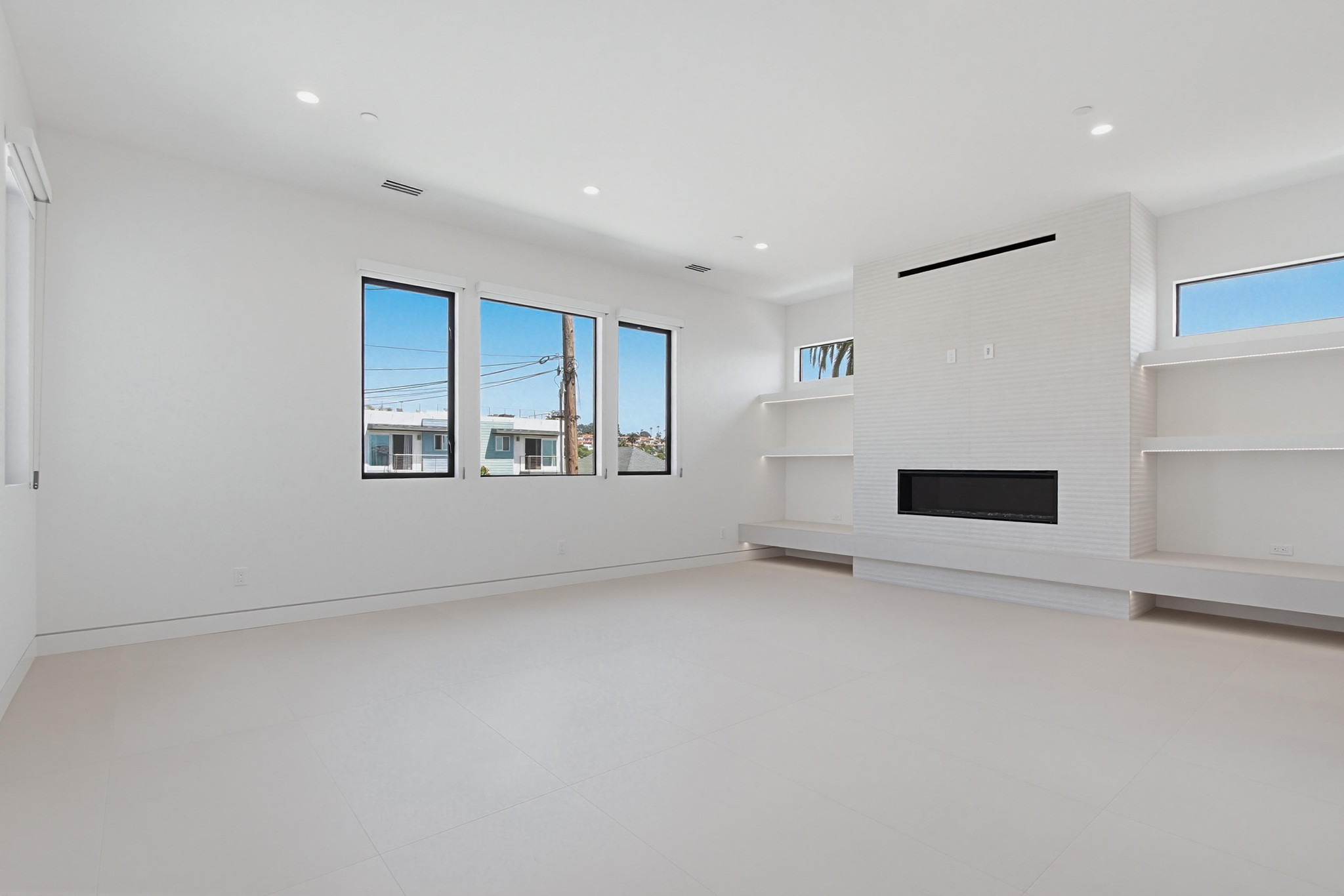 Virtual tour photo 41 of 93 for 206 4th St