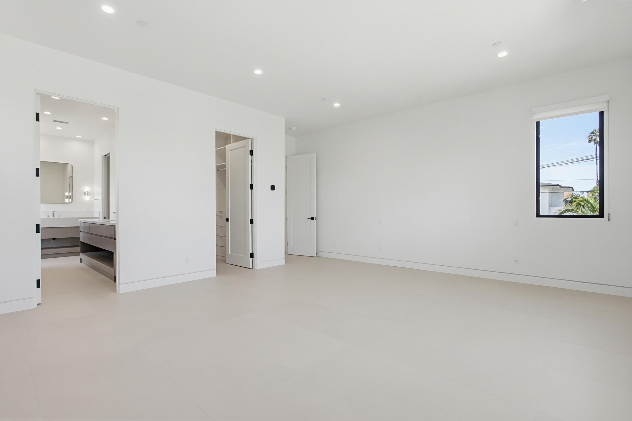 Virtual tour photo 44 of 93 for 206 4th St
