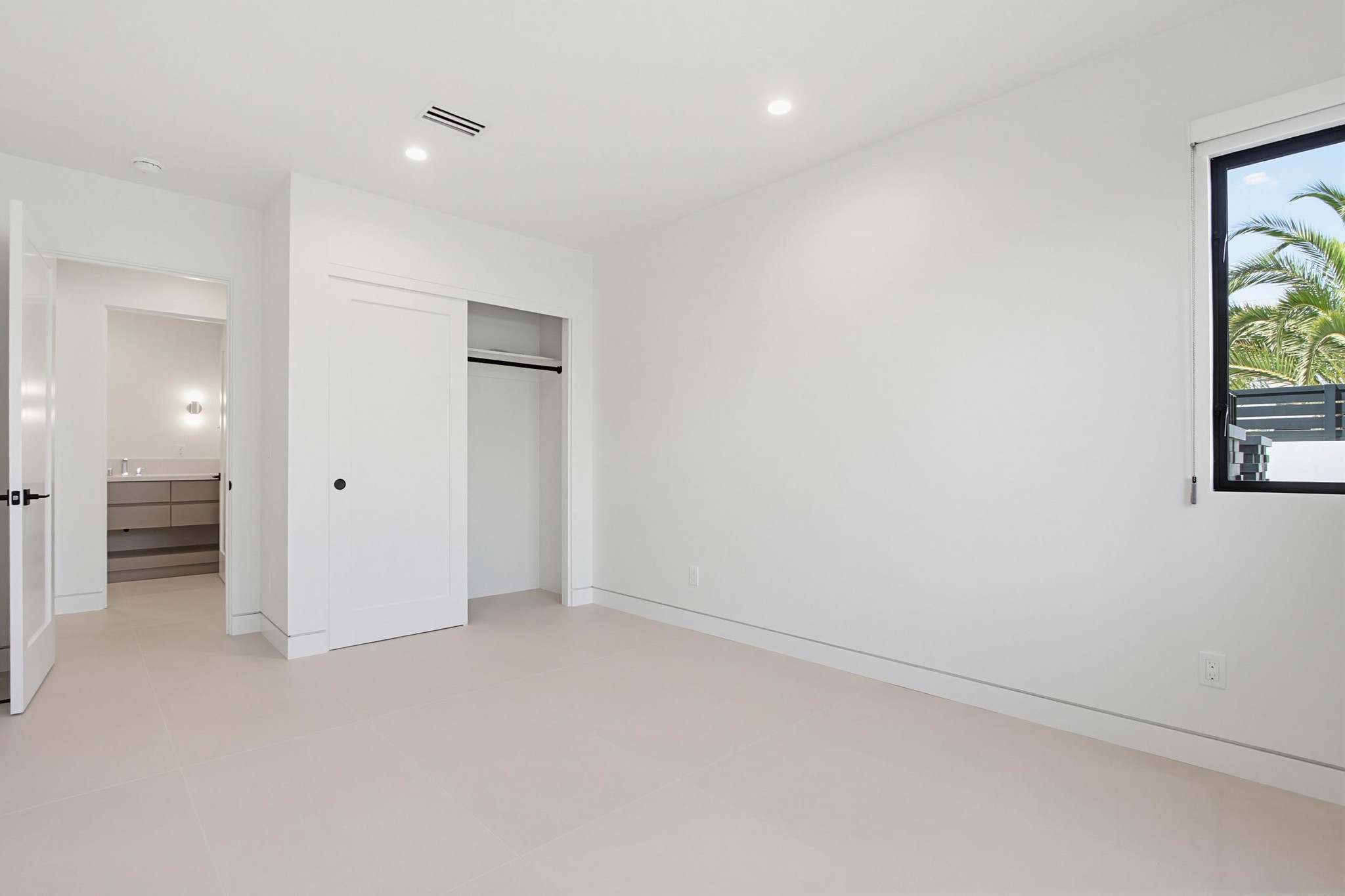 Virtual tour photo 59 of 93 for 206 4th St