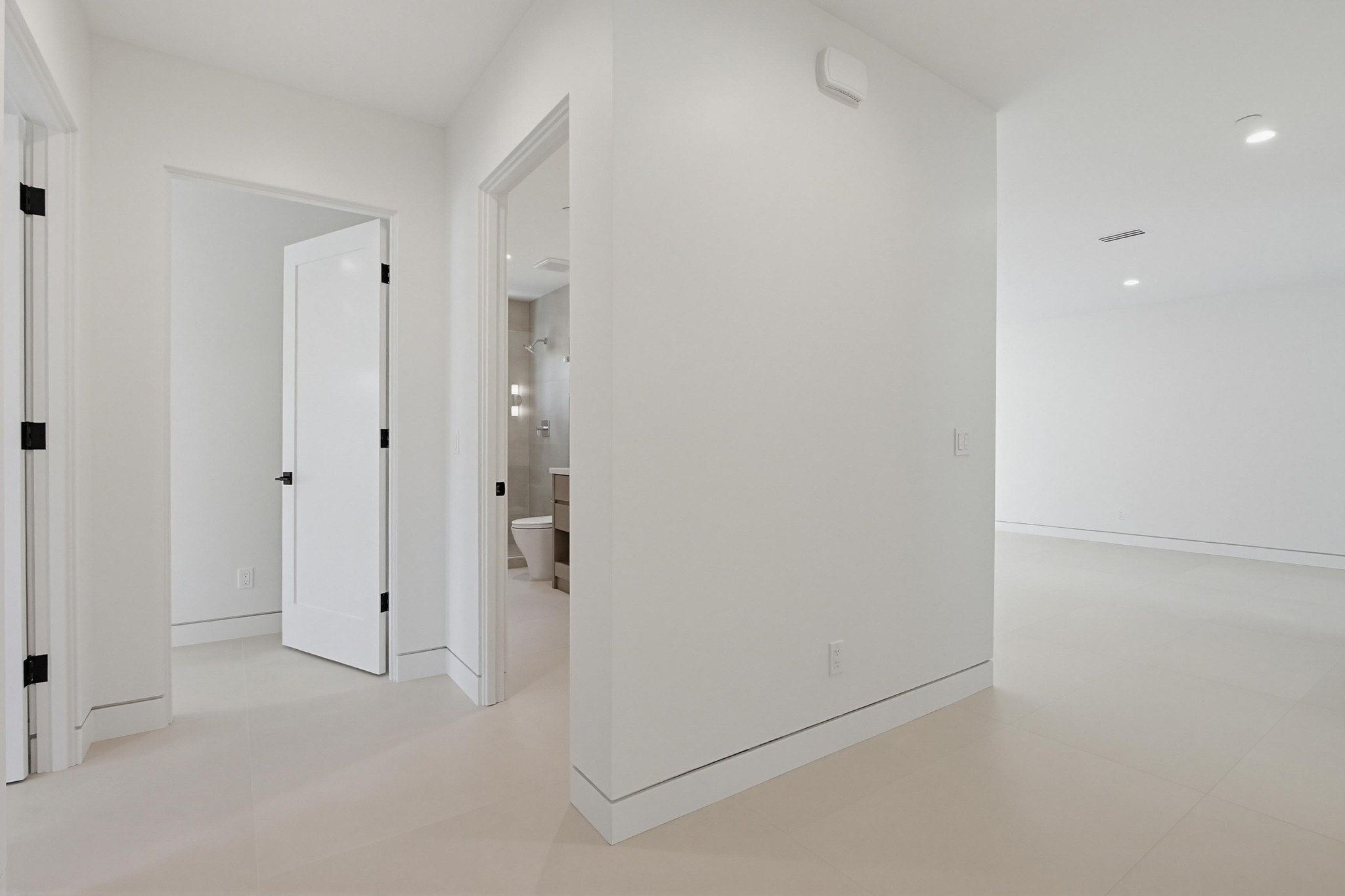 Virtual tour photo 66 of 93 for 206 4th St