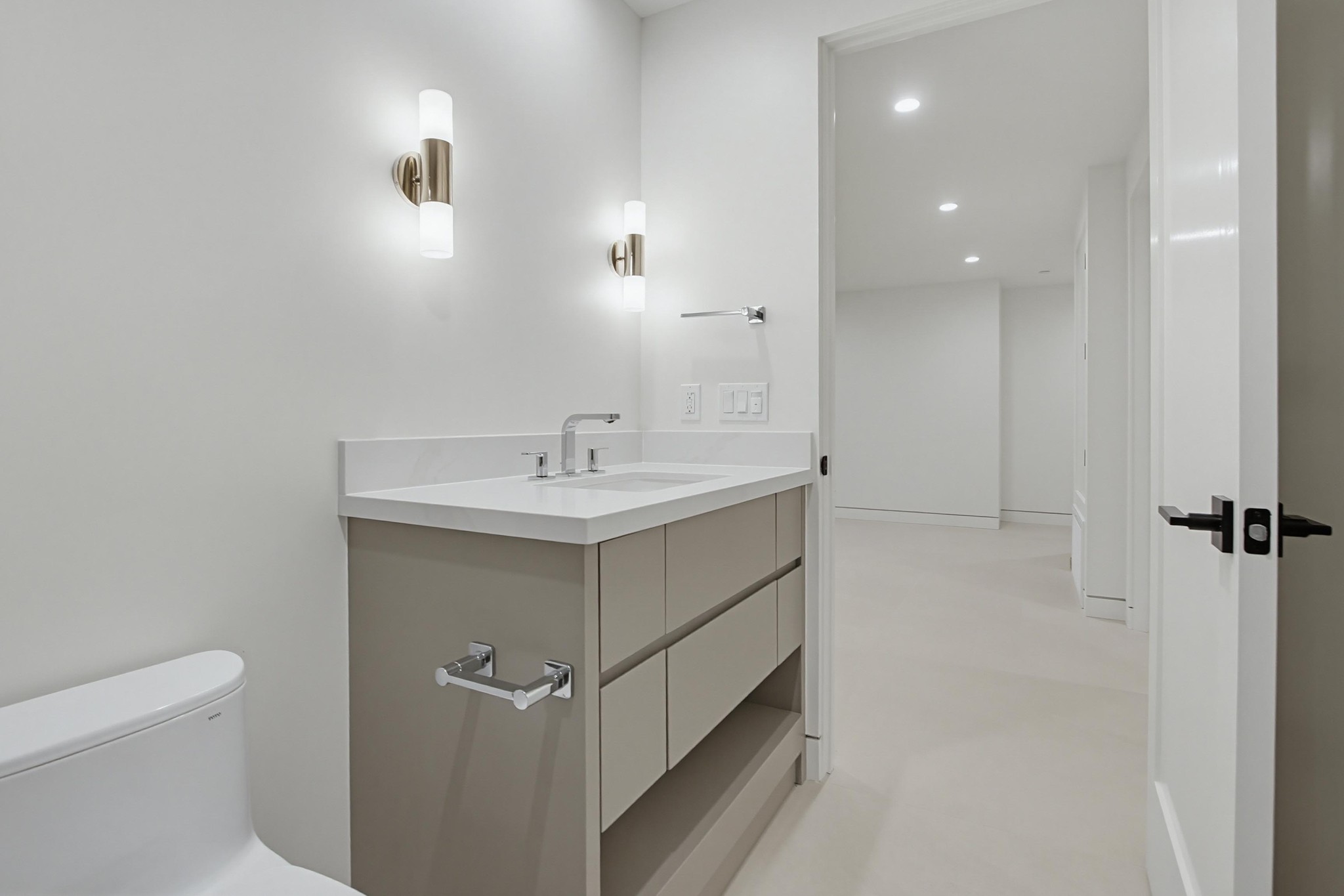 Virtual tour photo 74 of 93 for 206 4th St