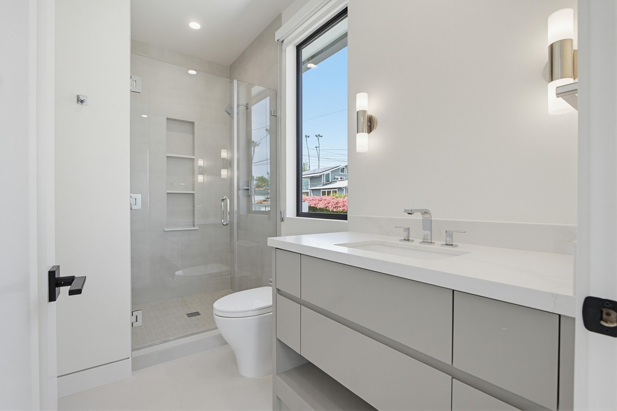 Virtual tour photo 82 of 93 for 206 4th St