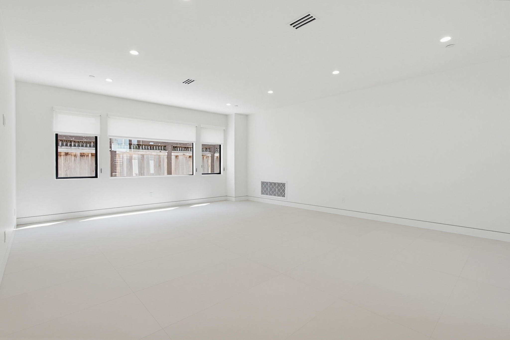 Virtual tour photo 85 of 93 for 206 4th St