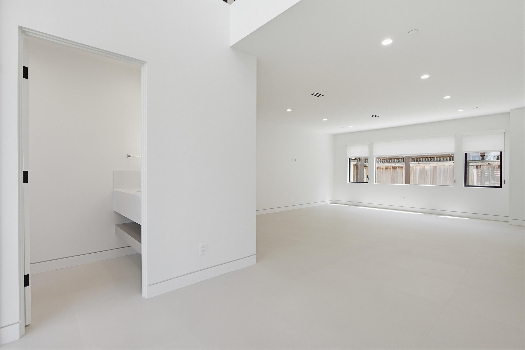 Virtual tour photo 88 of 93 for 206 4th St