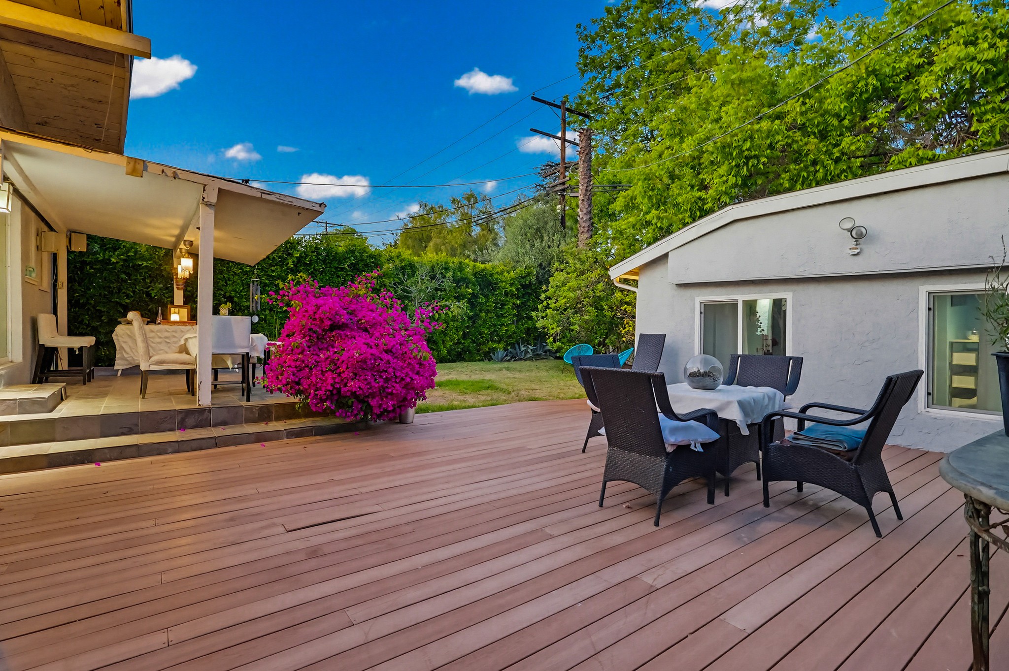 Virtual tour photo 19 of 119 for 206 N Wilton Pl
