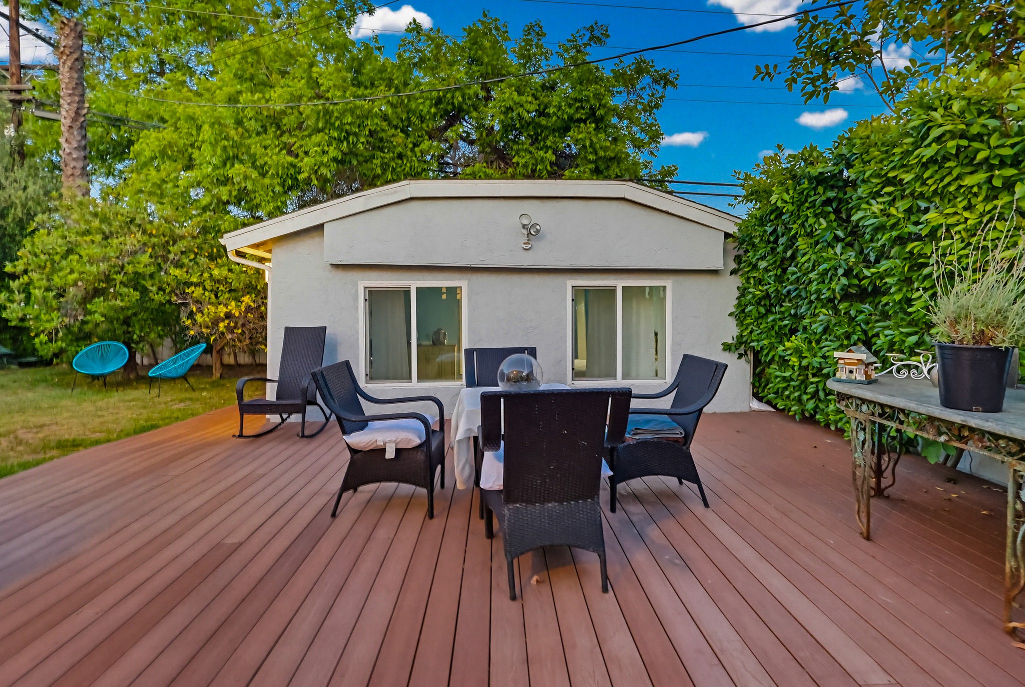 Virtual tour photo 22 of 119 for 206 N Wilton Pl