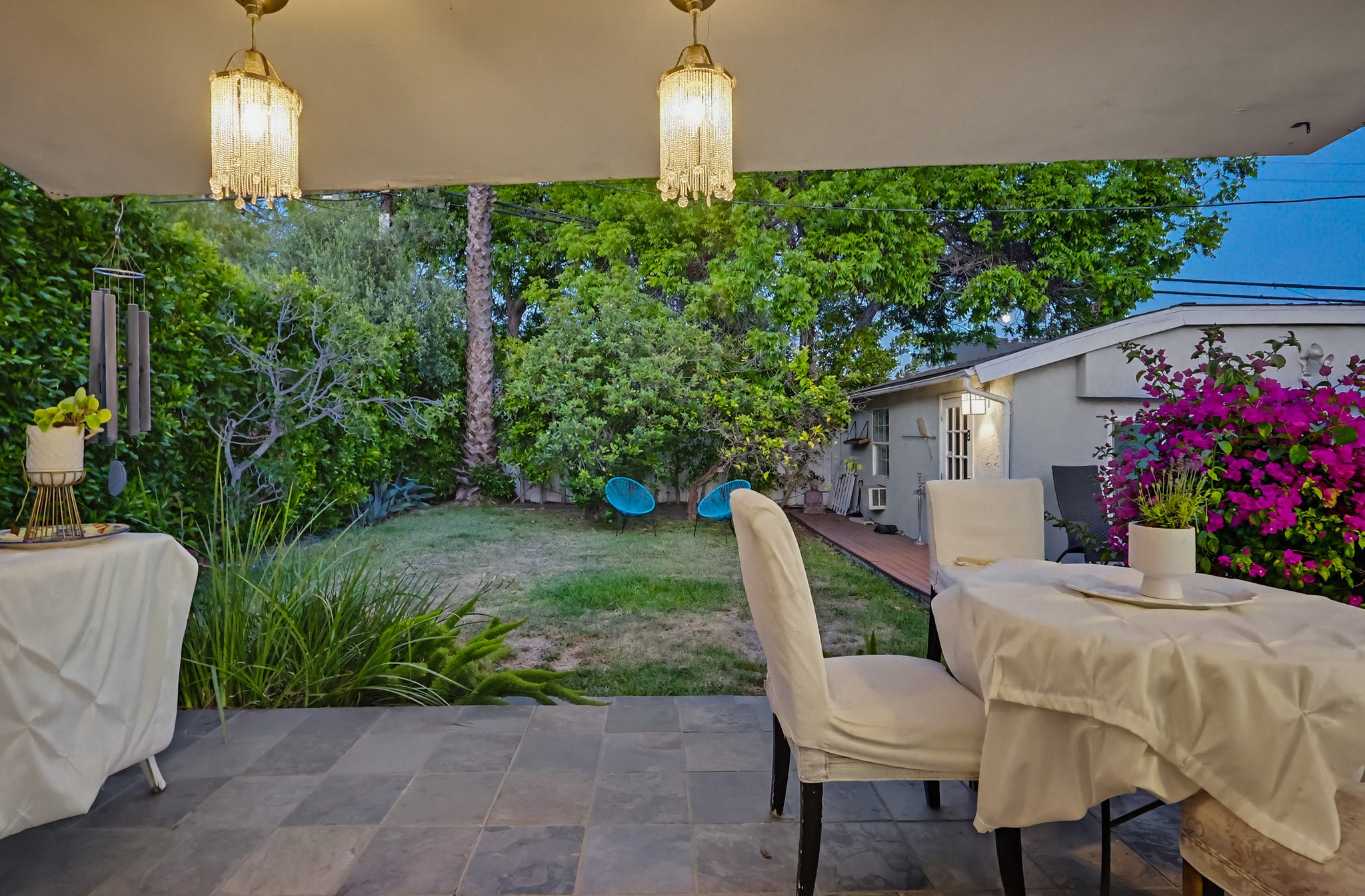 Virtual tour photo 26 of 119 for 206 N Wilton Pl