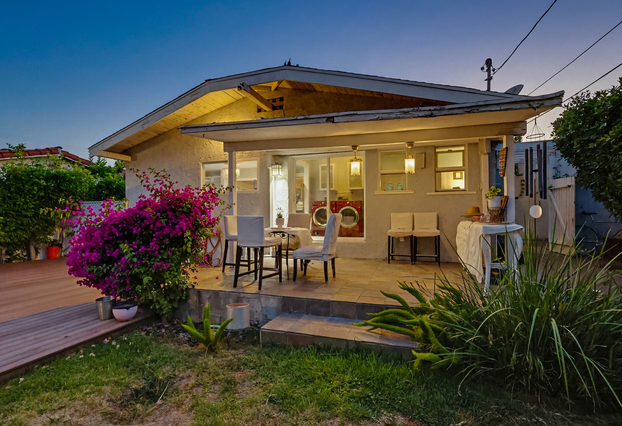 Virtual tour photo 35 of 119 for 206 N Wilton Pl