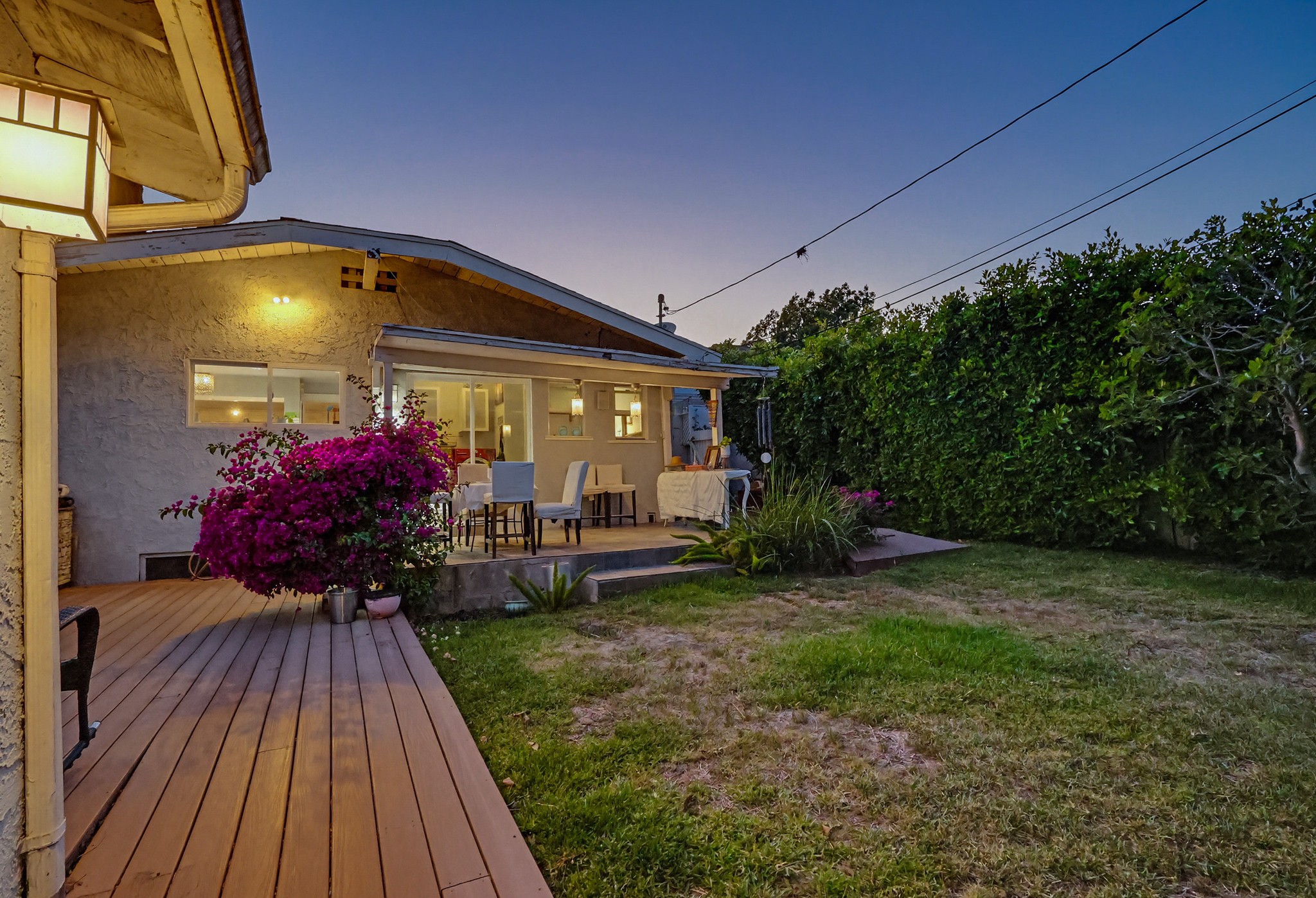 Virtual tour photo 37 of 119 for 206 N Wilton Pl