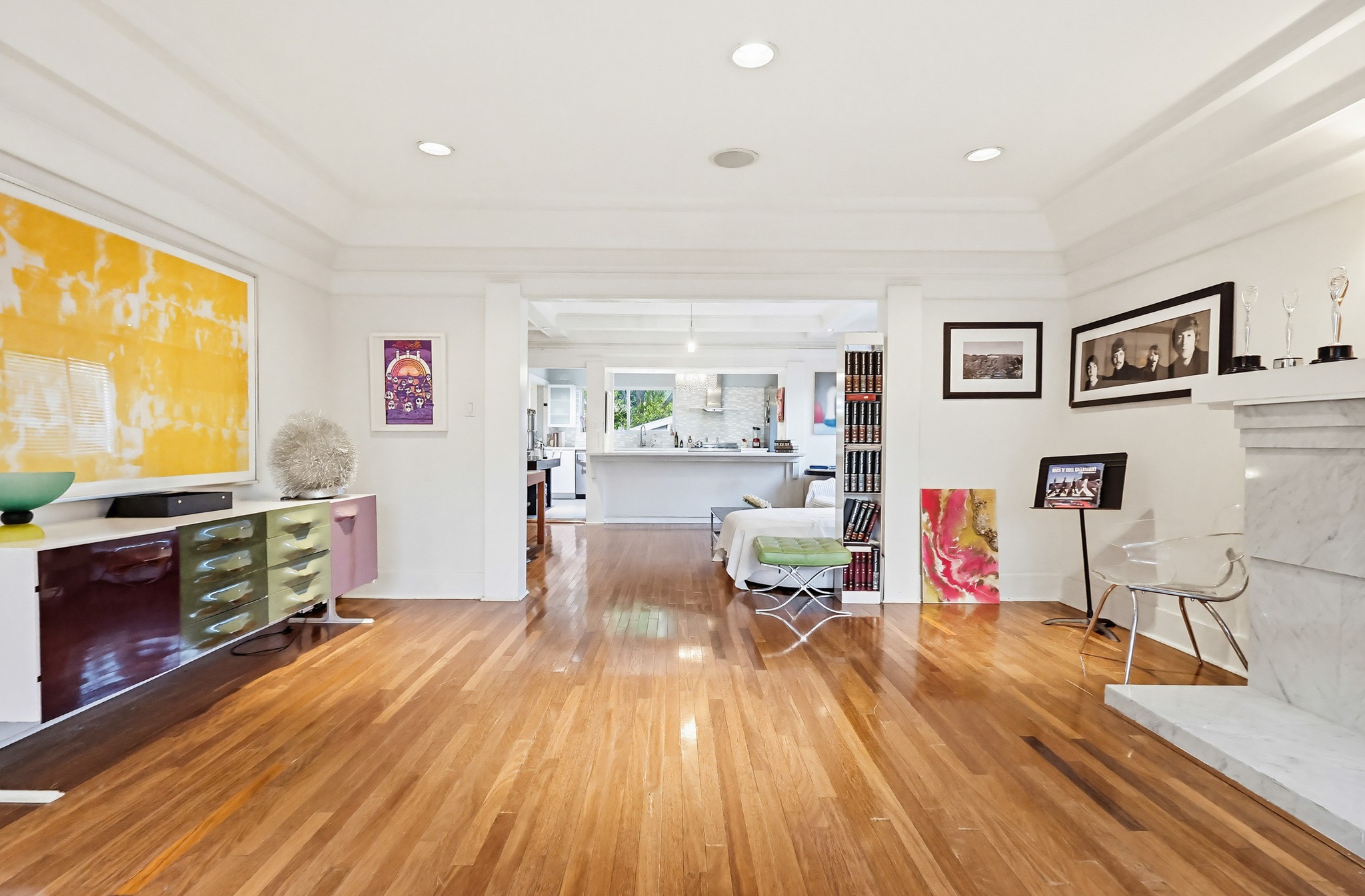 Virtual tour photo 46 of 119 for 206 N Wilton Pl
