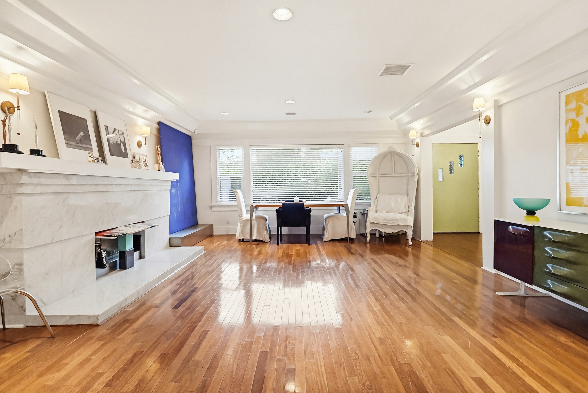 Virtual tour photo 48 of 119 for 206 N Wilton Pl