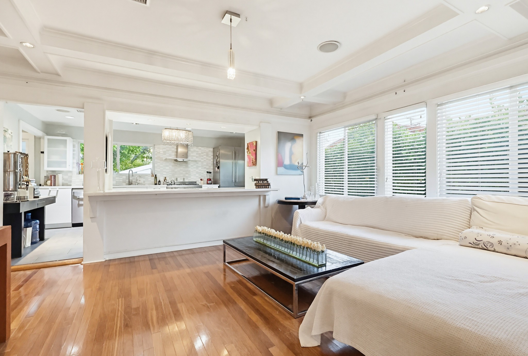 Virtual tour photo 51 of 119 for 206 N Wilton Pl