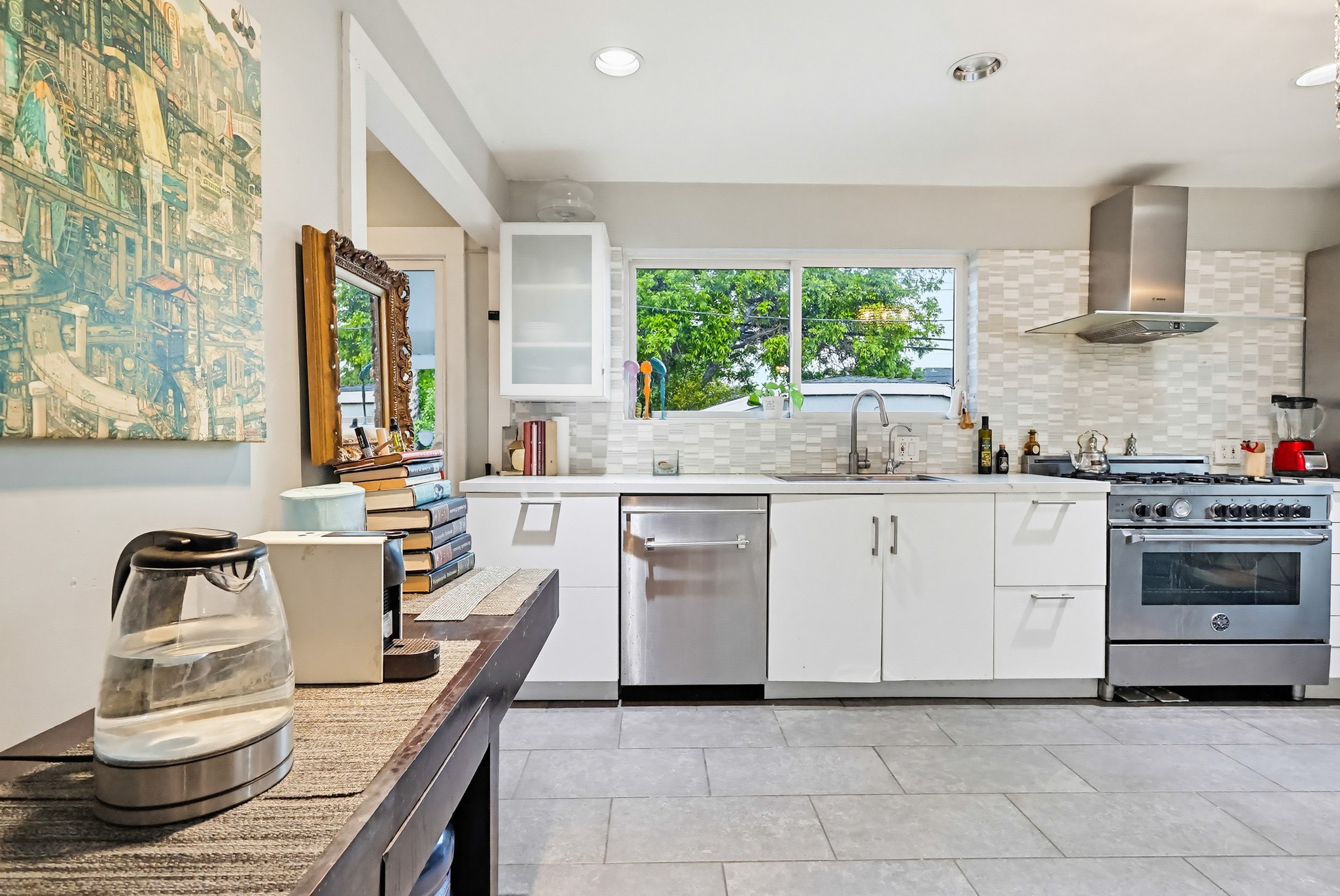 Virtual tour photo 55 of 119 for 206 N Wilton Pl