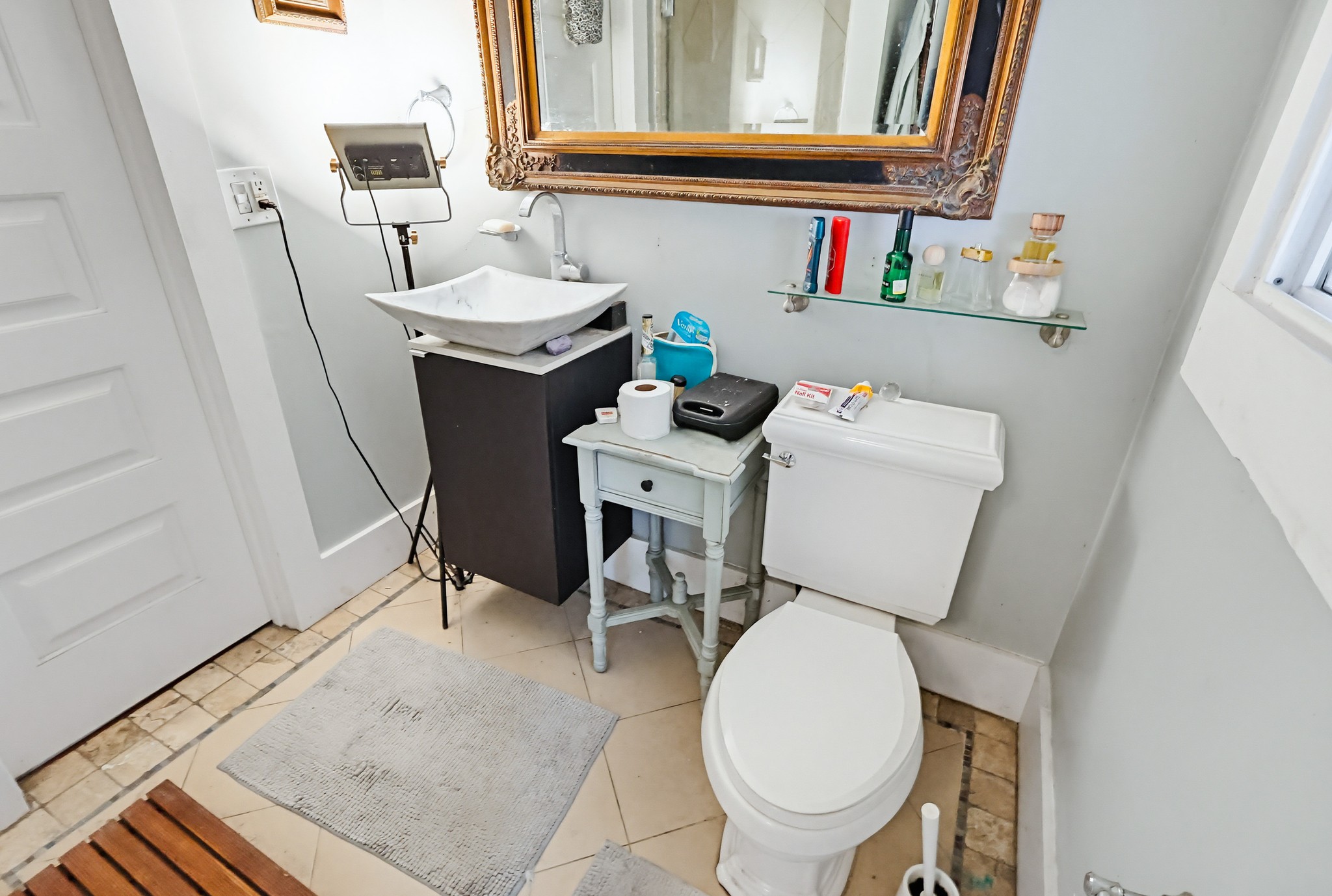 Virtual tour photo 65 of 119 for 206 N Wilton Pl