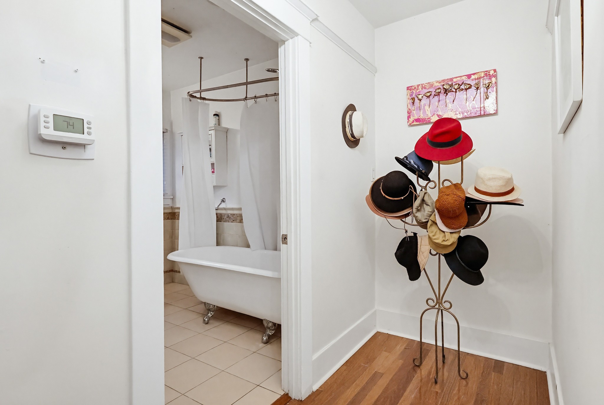 Virtual tour photo 77 of 119 for 206 N Wilton Pl