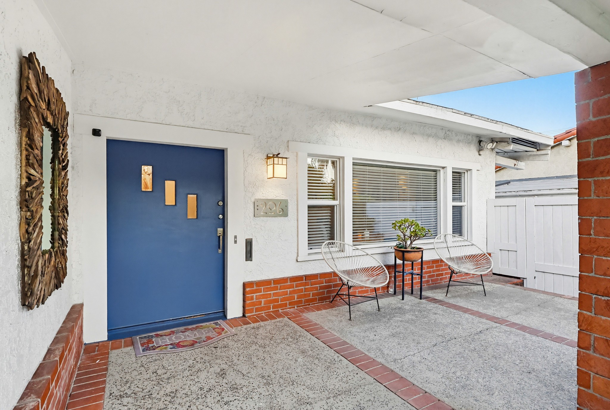 Virtual tour photo 99 of 119 for 206 N Wilton Pl
