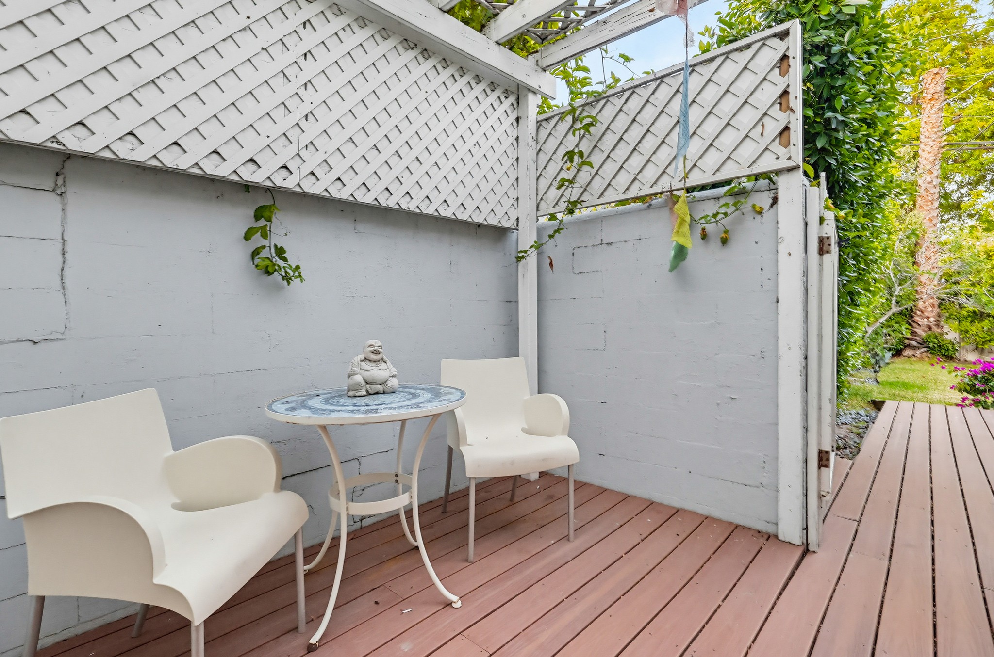Virtual tour photo 106 of 119 for 206 N Wilton Pl