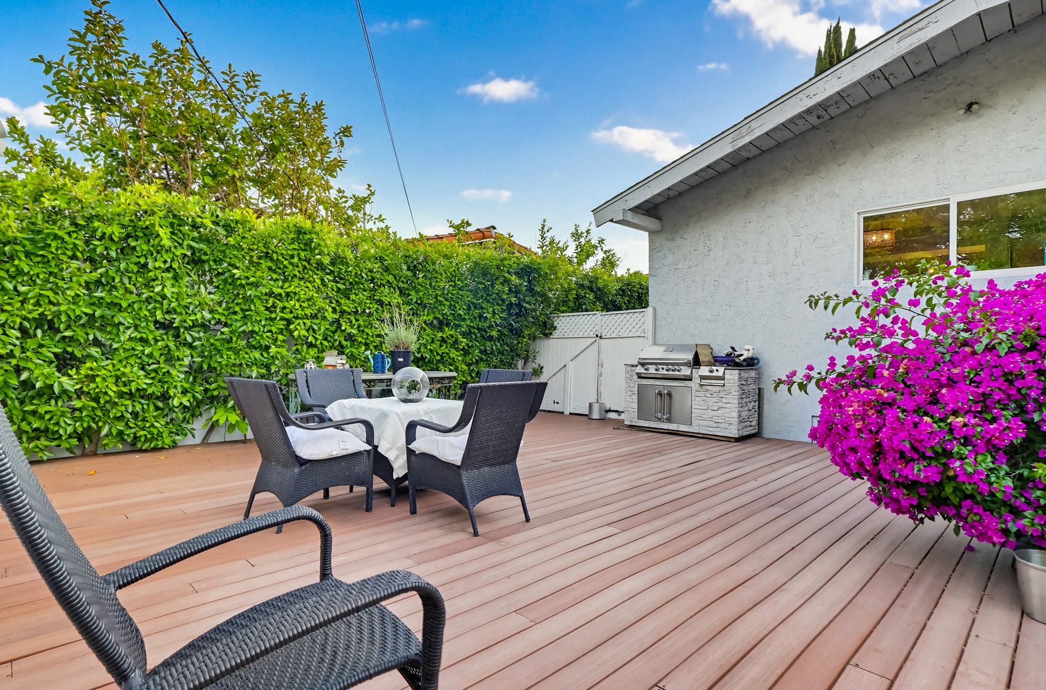 Virtual tour photo 108 of 119 for 206 N Wilton Pl