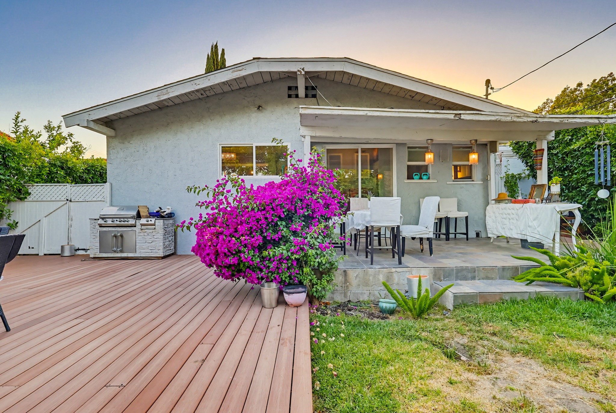 Virtual tour photo 117 of 119 for 206 N Wilton Pl